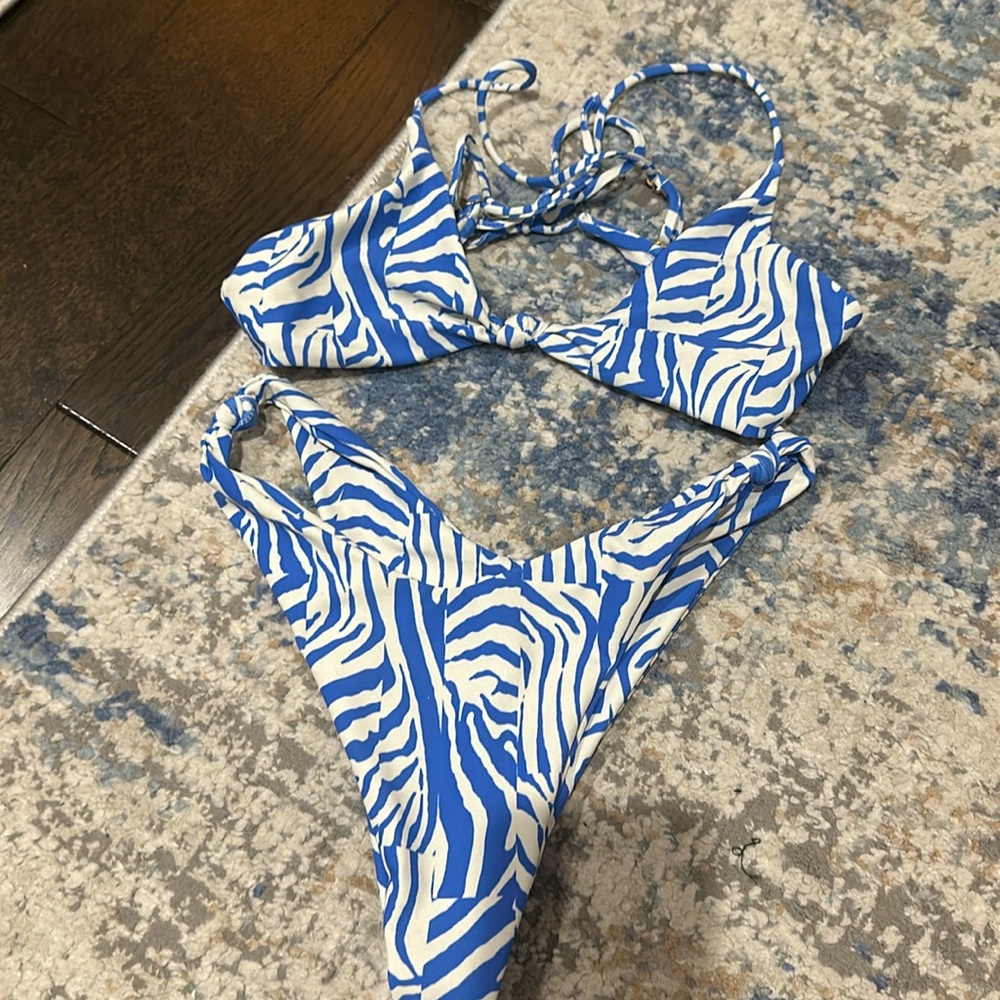 Bikini